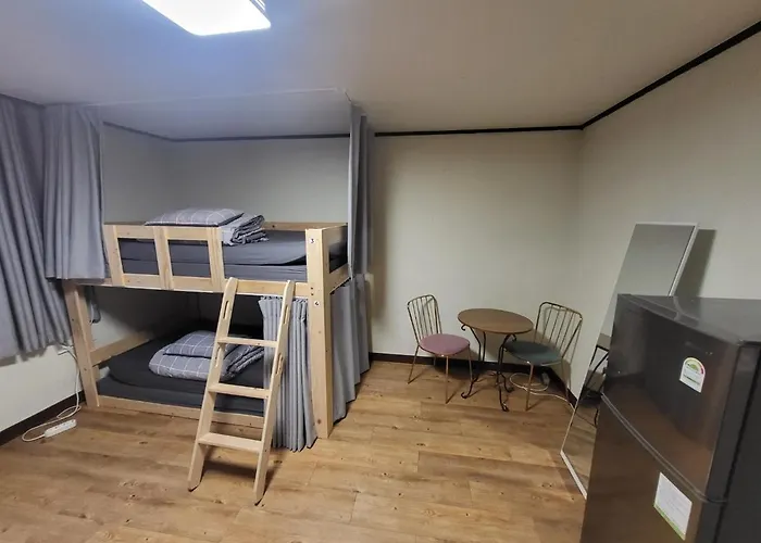 Able Hongdae Hostel Seoel