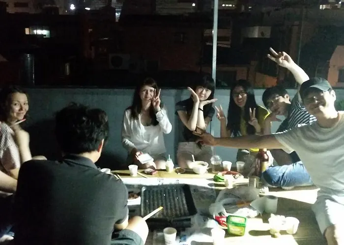 Hostel Able Hongdae *