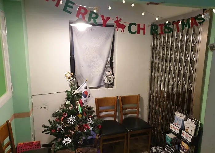 Hostel Able Hongdae *